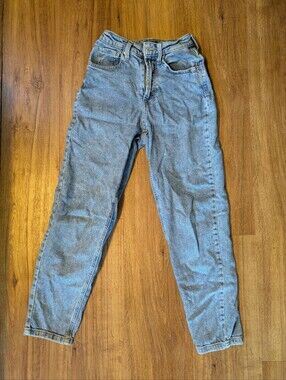 Wild Fable Women's Medium Wash Super High Waisted Jeans